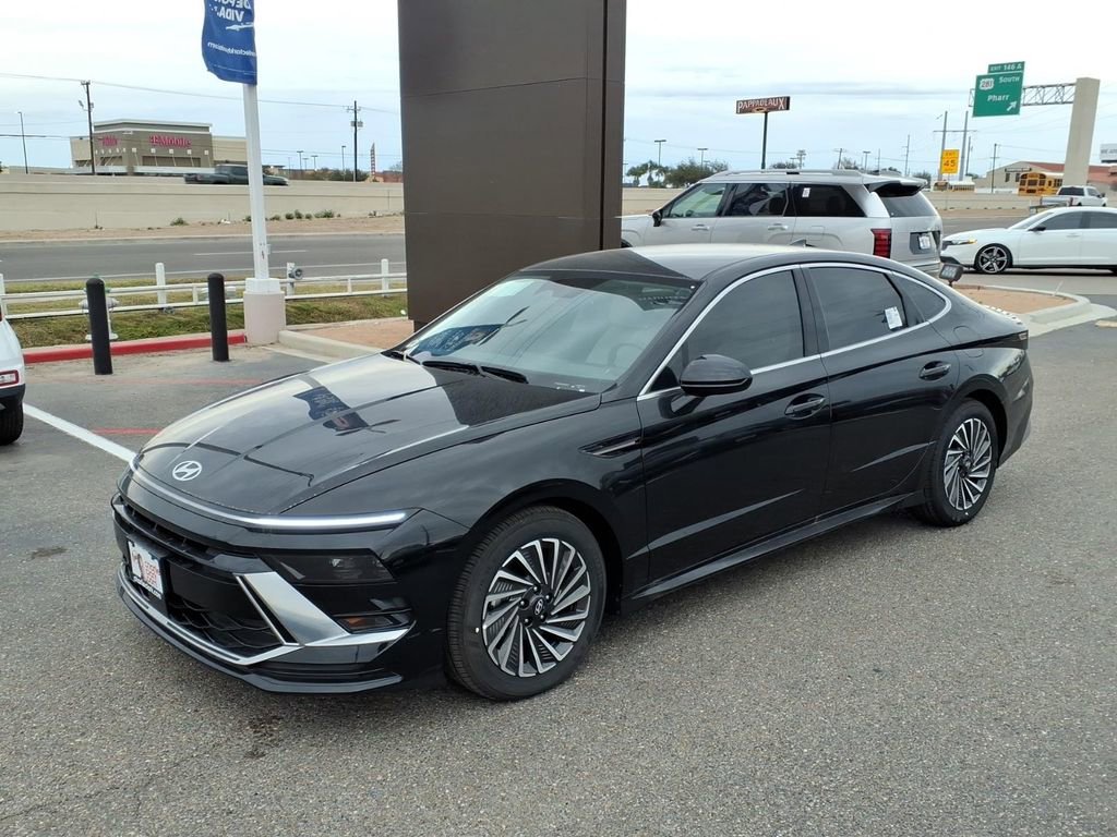 New 2025 Hyundai Sonata SEL