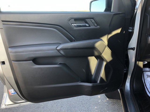 Used 2025 GMC Canyon Elevation w/ Convenience Package image 9