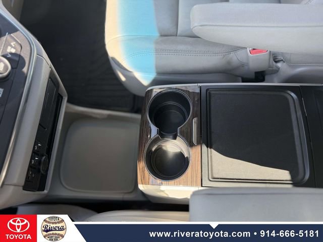 Used 2017 Toyota Sienna XLE Premium image 20