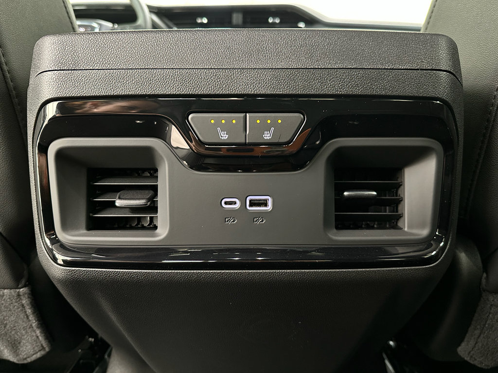 New 2026 GMC Sierra 1500 AT4 w/ Technology Package image 19