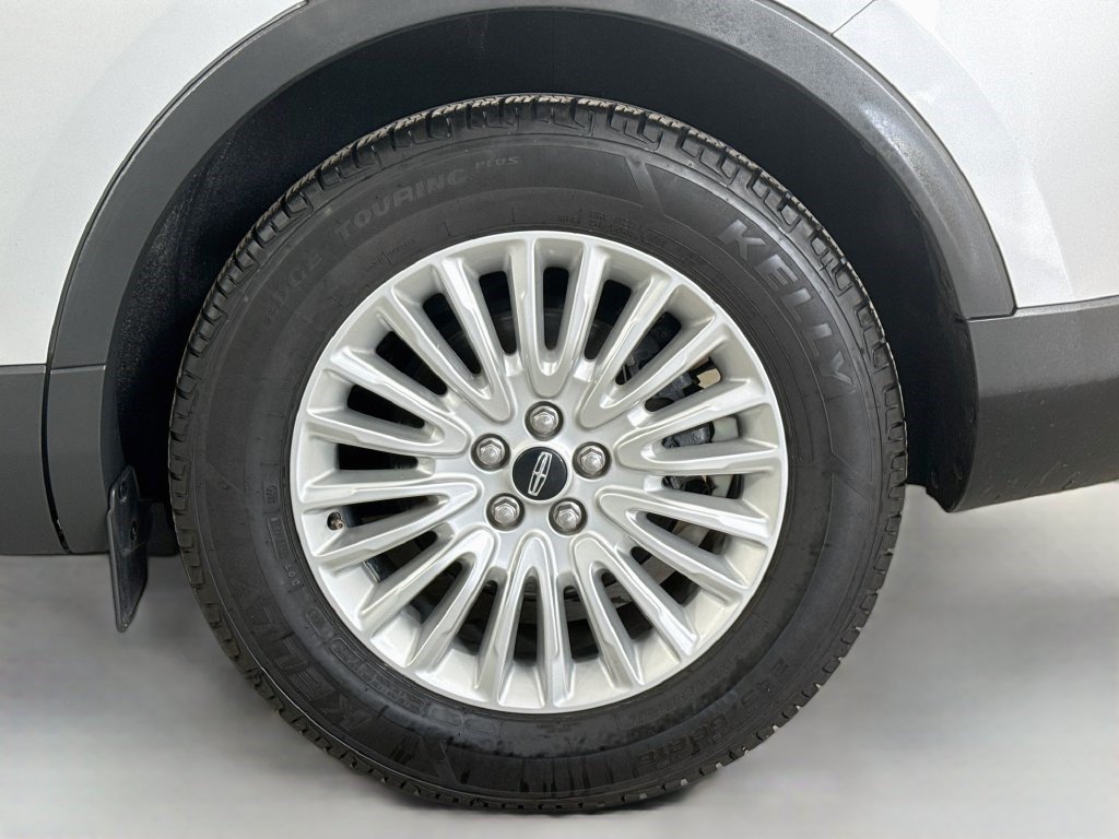 Used 2019 Lincoln Nautilus FWD image 36
