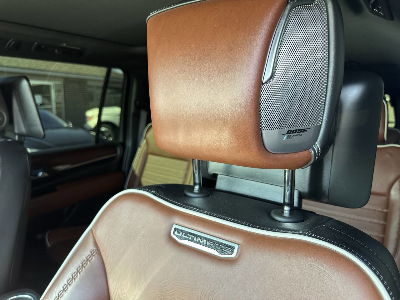 Used 2023 GMC Yukon XL Denali Ultimate image 15