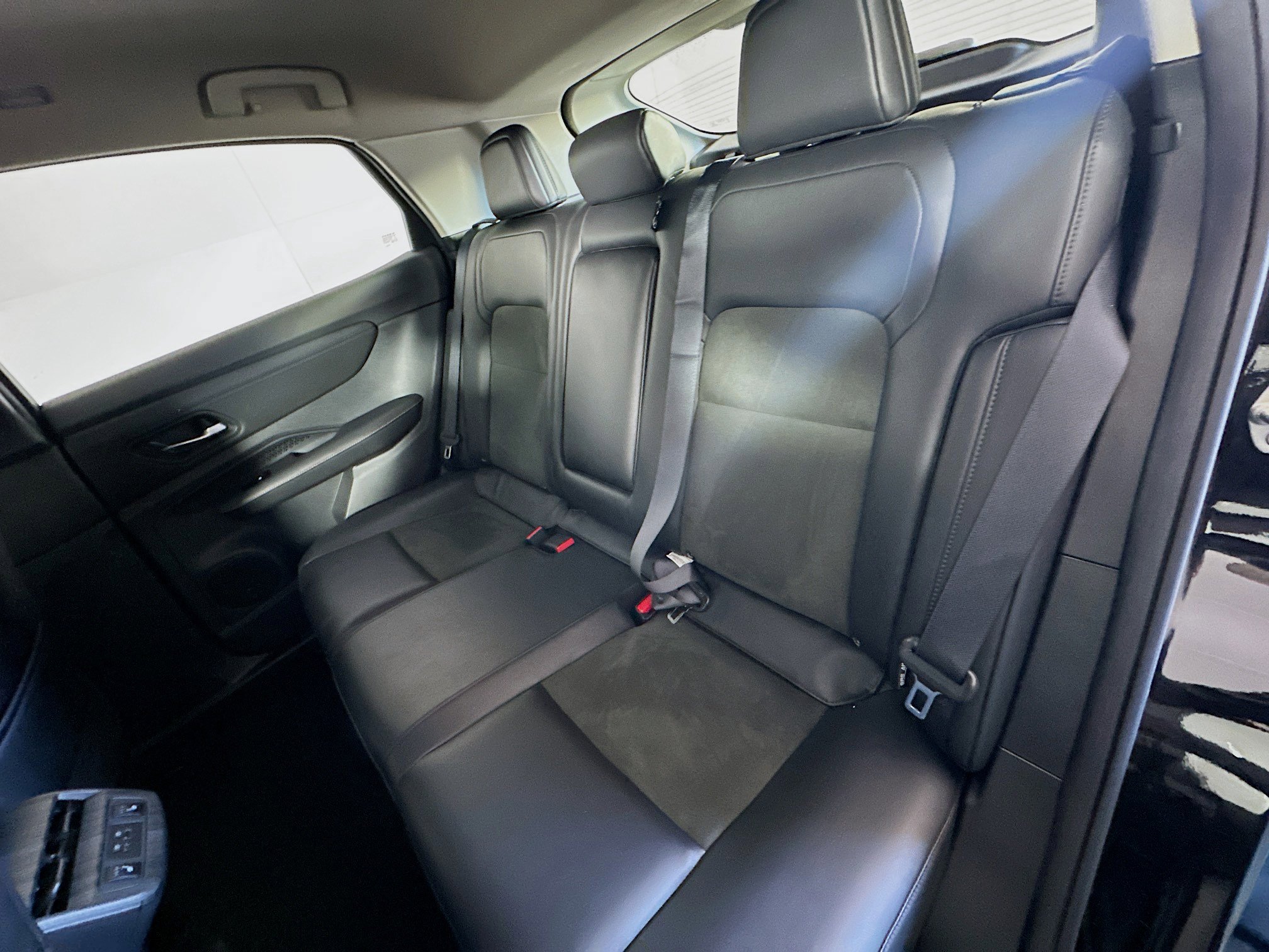 Used 2023 Nissan Ariya AWD image 27