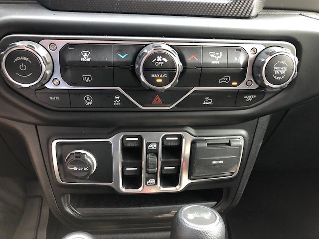 Used 2023 Jeep Wrangler Unlimited Sport AWD/4WD image 13