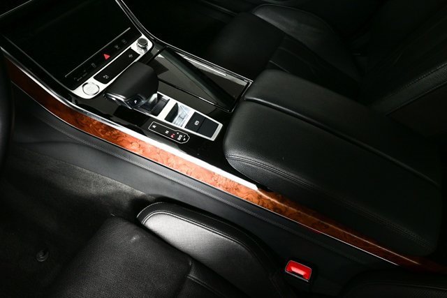 Used 2019 Audi A8 L 3.0T w/ Executive Package image 18