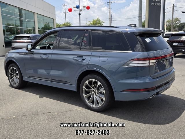 New 2026 Lincoln Aviator AWD image 3