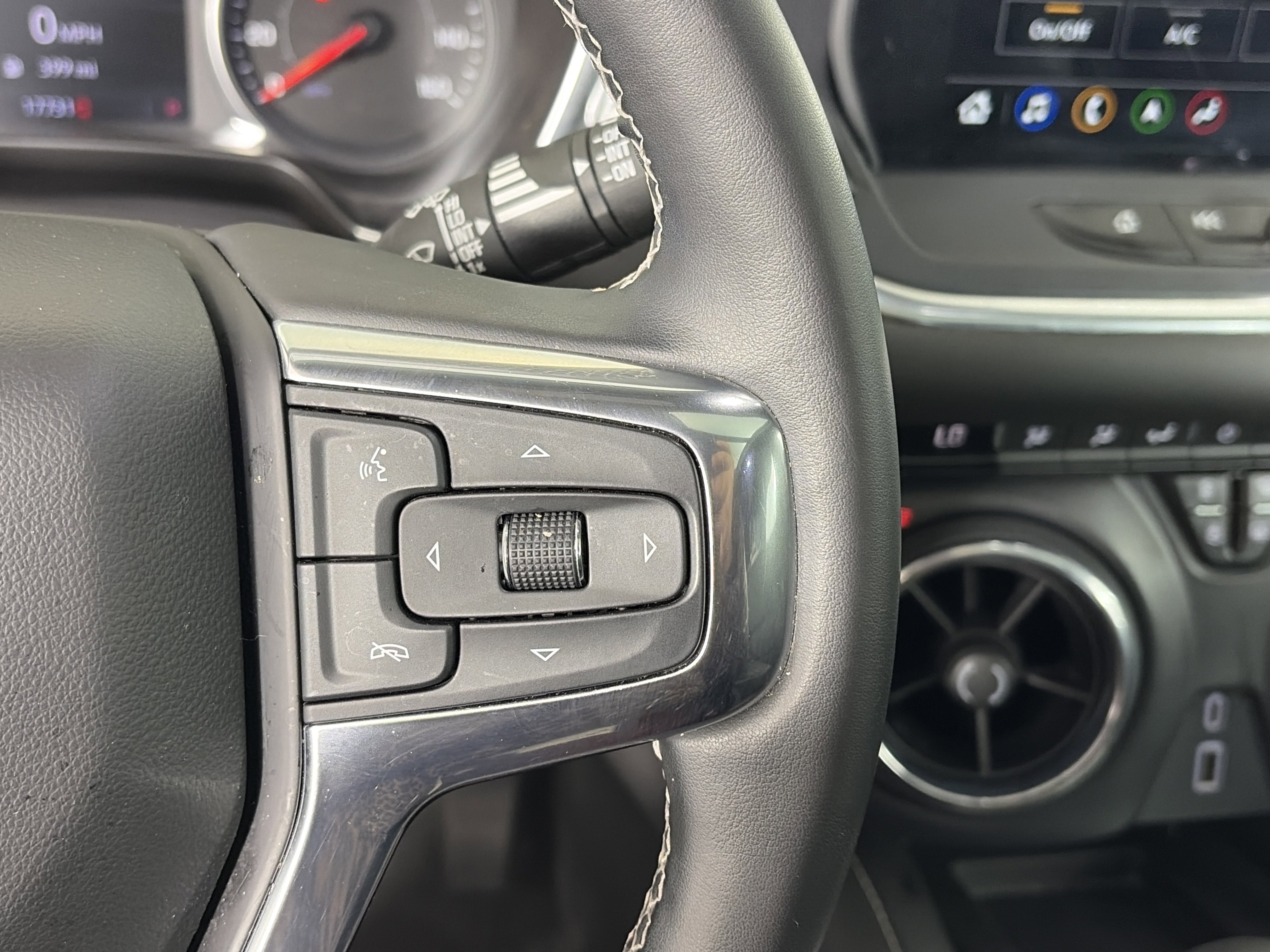 Certified 2024 Chevrolet Blazer LT w/ Sound & Technology Package image 32