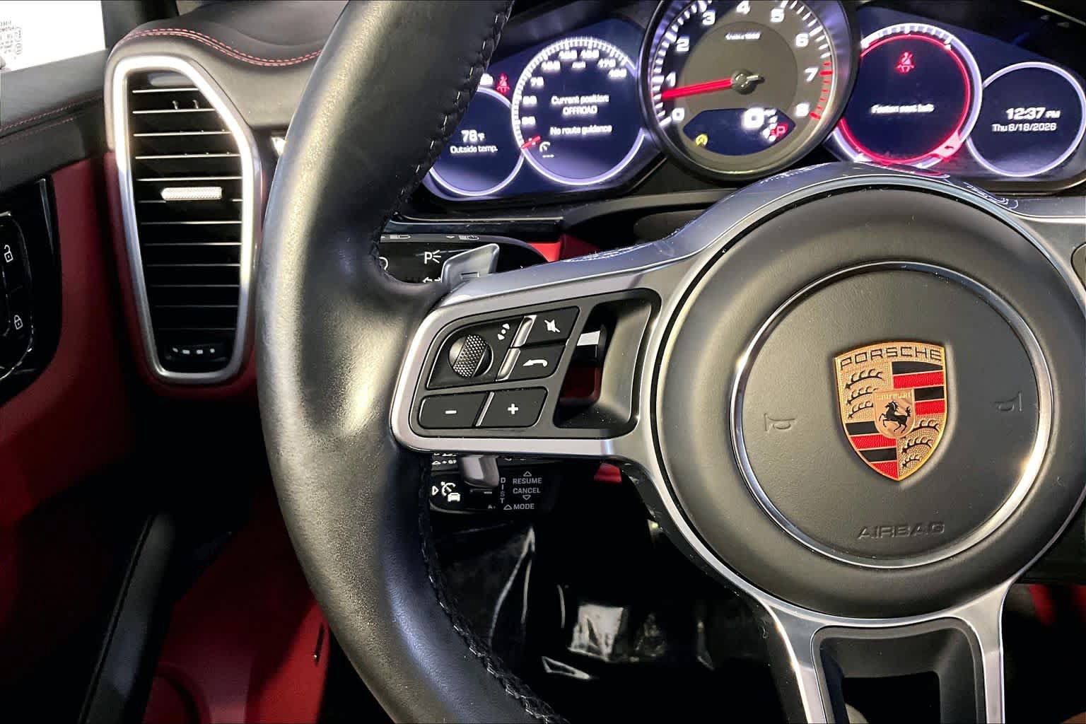 Used 2019 Porsche Cayenne S AWD/4WD image 24