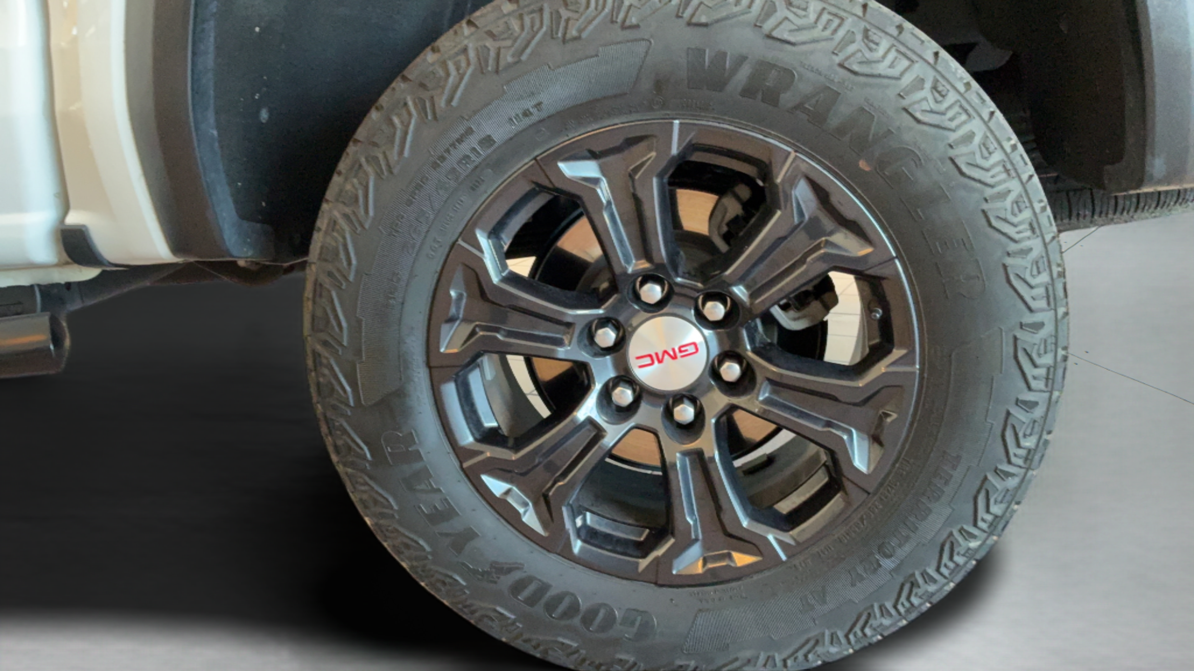 Used 2023 GMC Canyon Elevation w/ Trailering Package AWD/4WD image 42