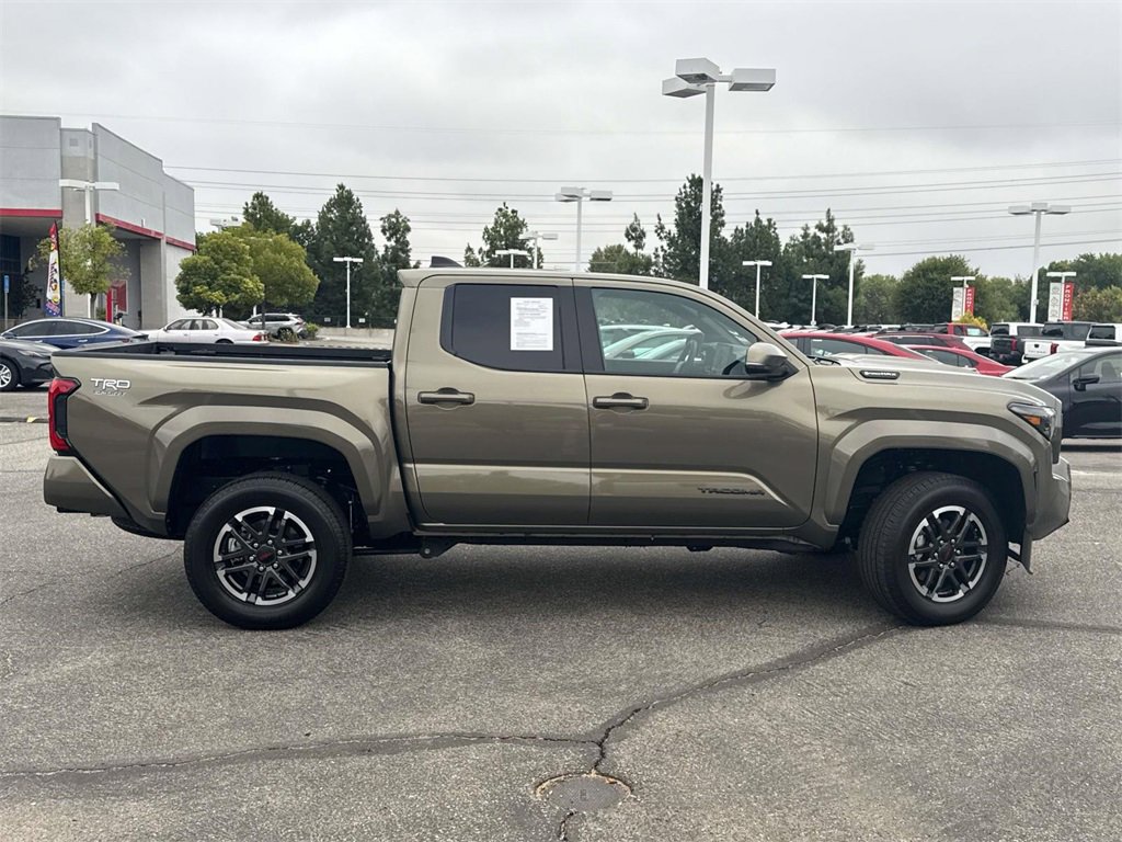 Certified 2025 Toyota Tacoma TRD Sport image 3