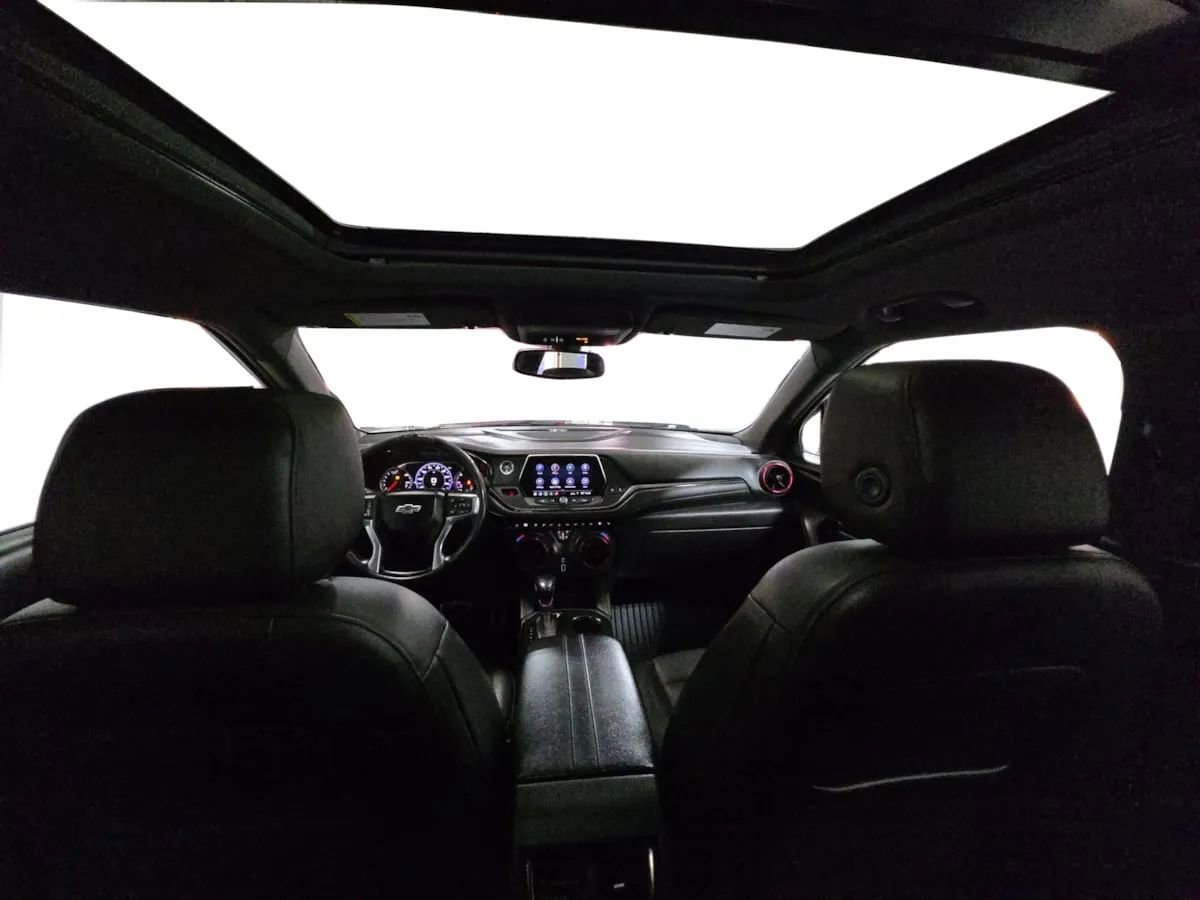 Used 2019 Chevrolet Blazer RS w/ Sun and Wheels Package image 17