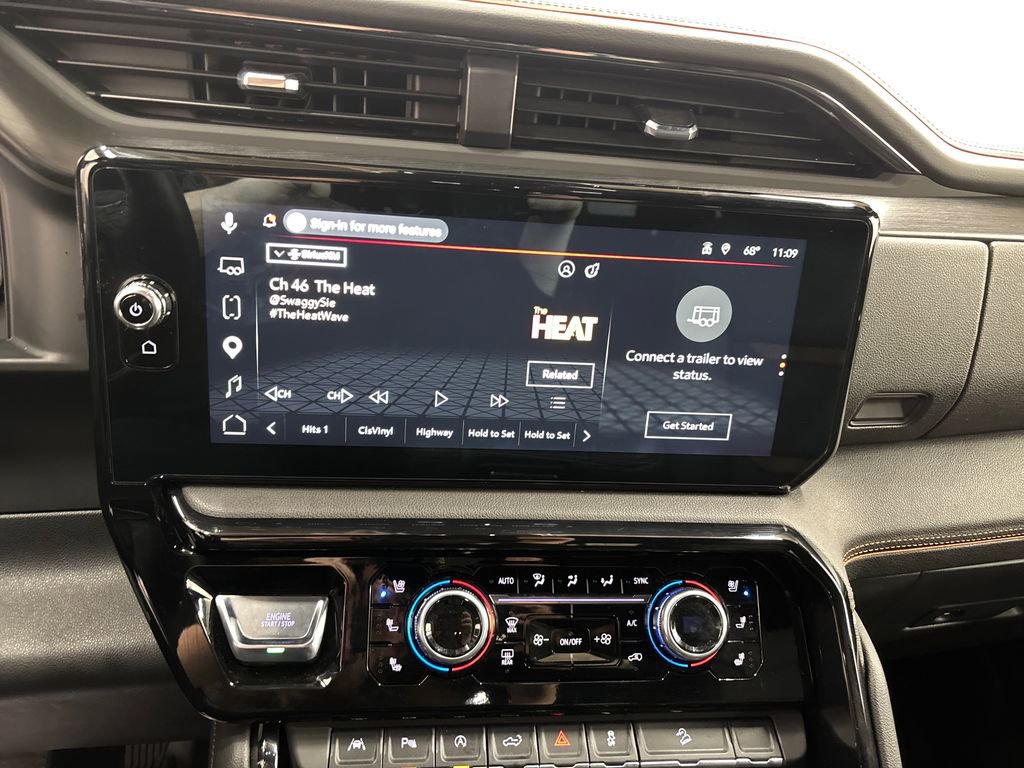 Used 2023 GMC Sierra 1500 AT4 w/ AT4 Premium Package AWD/4WD image 18