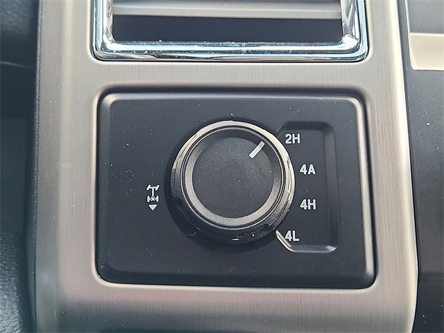 Used 2016 Ford F150 Platinum w/ Equipment Group 701A Luxury image 29