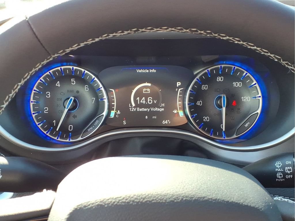 New 2026 Chrysler Pacifica Select w/ S Appearance Package FWD image 31