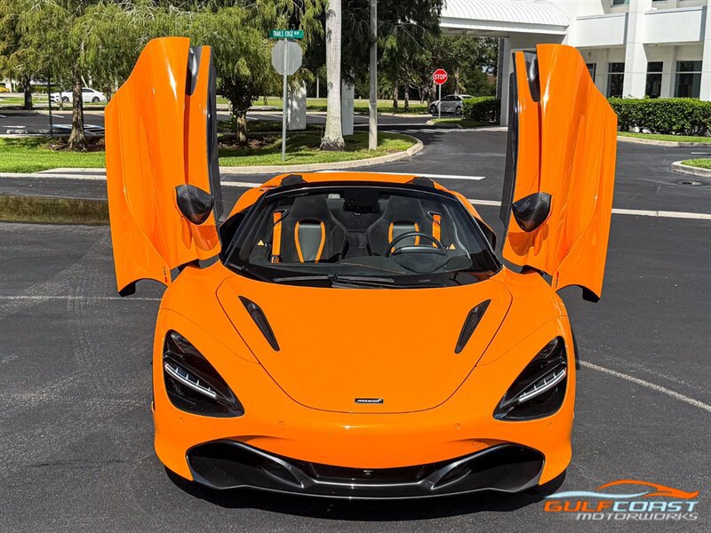 Used 2022 McLaren 720S Performance RWD image 5