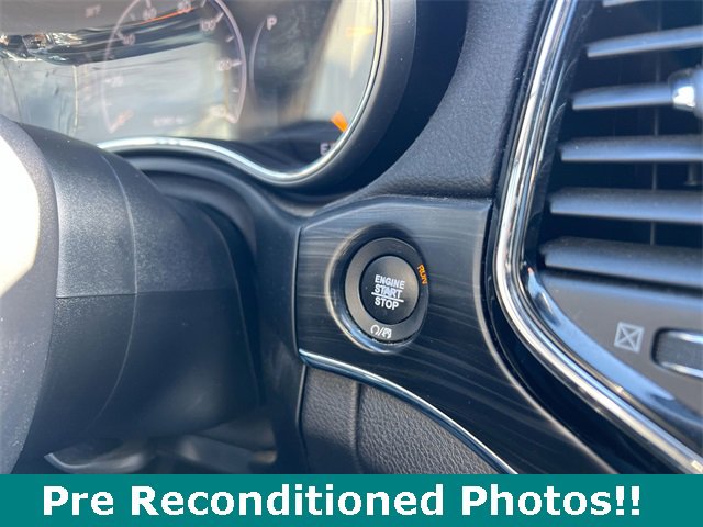 Used 2019 Jeep Grand Cherokee Limited image 17