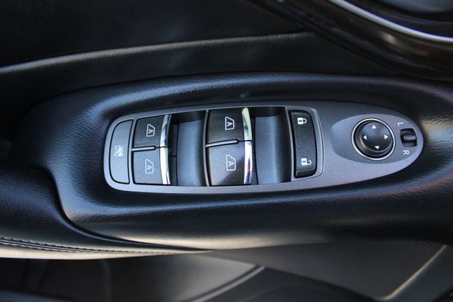 Used 2018 INFINITI Q50 Luxe w/ Cargo Package (L95) image 13