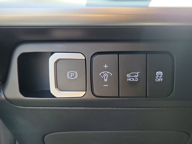Used 2026 Hyundai Santa Fe SEL FWD image 18