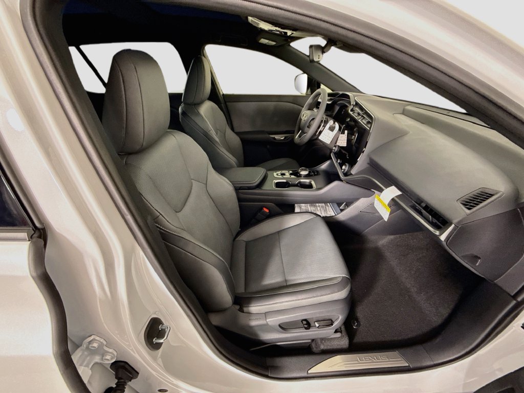 New 2026 Lexus RZ 350e 2WD w/ Accessory Package (Z1) image 21