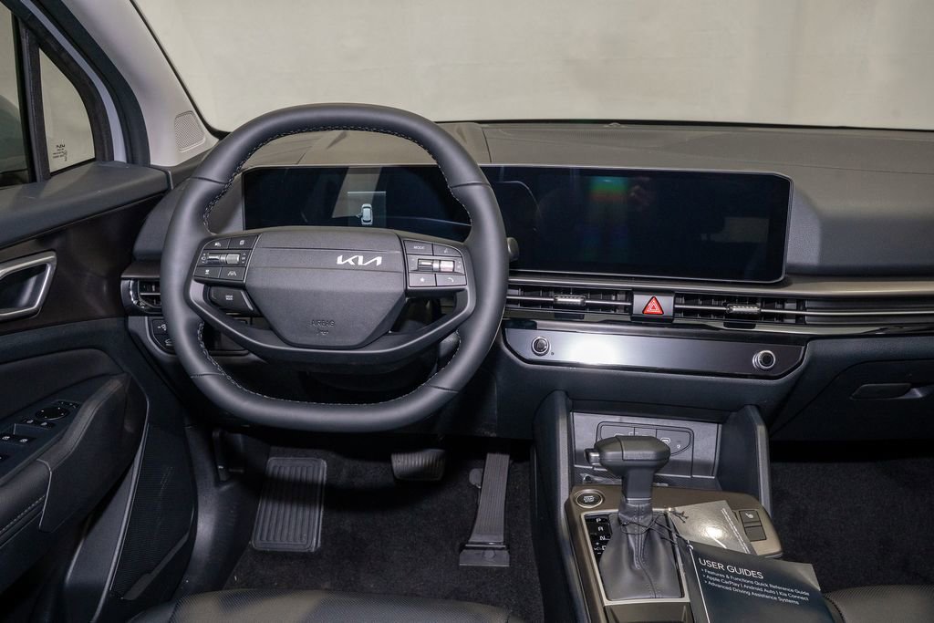 New 2026 Kia Sportage EX image 8