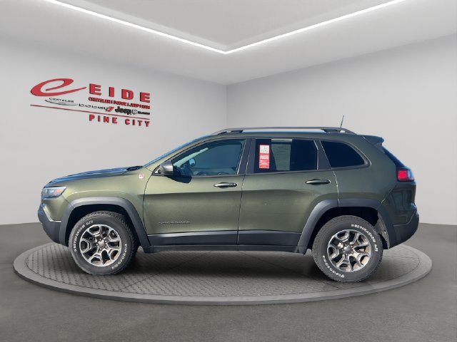 Used 2021 Jeep Cherokee Trailhawk w/ Trailer Tow Group AWD/4WD image 6