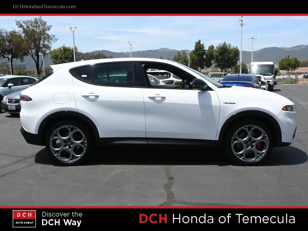 Used 2024 Alfa Romeo Tonale Veloce AWD/4WD image 5