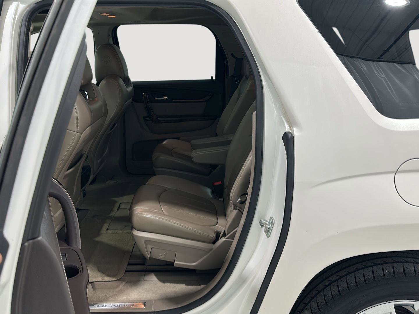 Used 2015 GMC Acadia Denali AWD/4WD image 23