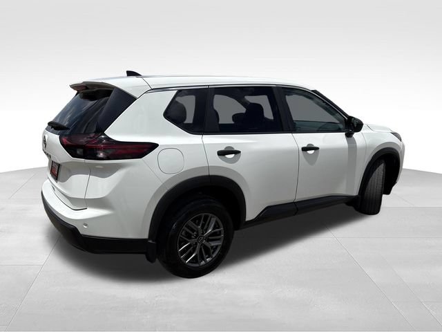 Certified 2024 Nissan Rogue S FWD image 7