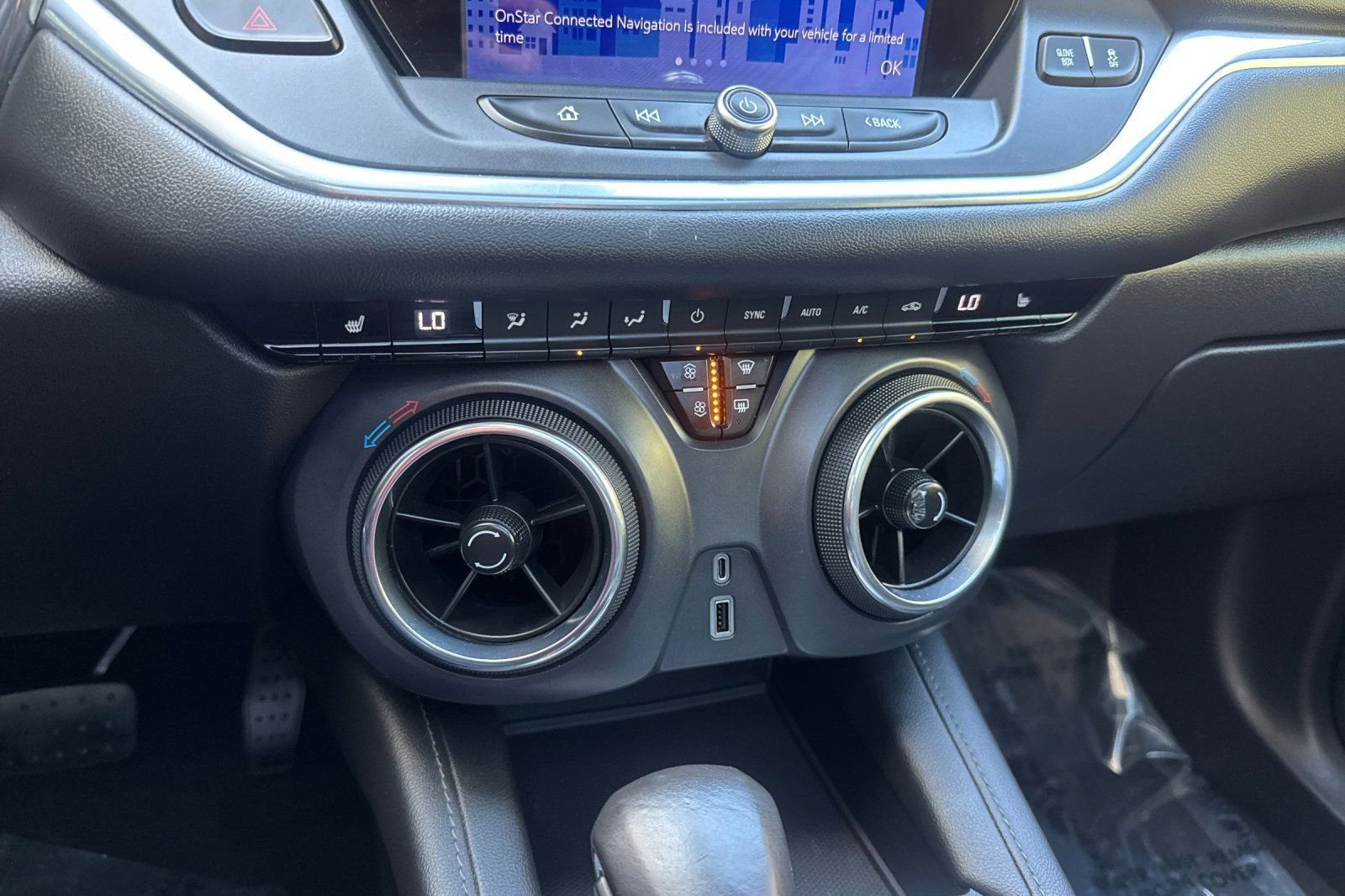 Used 2019 Chevrolet Blazer LT w/ Sun and Wheels Package AWD/4WD image 29
