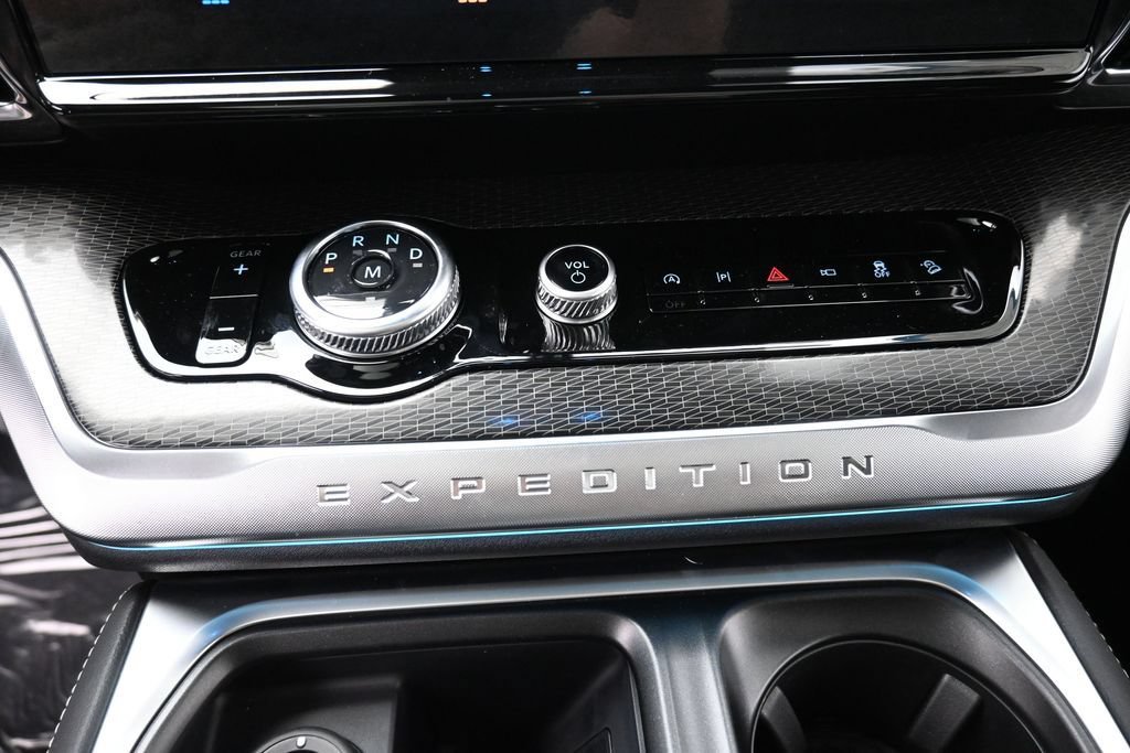 New 2027 Ford Expedition Max Platinum w/ Stealth Appearance Package AWD/4WD image 29