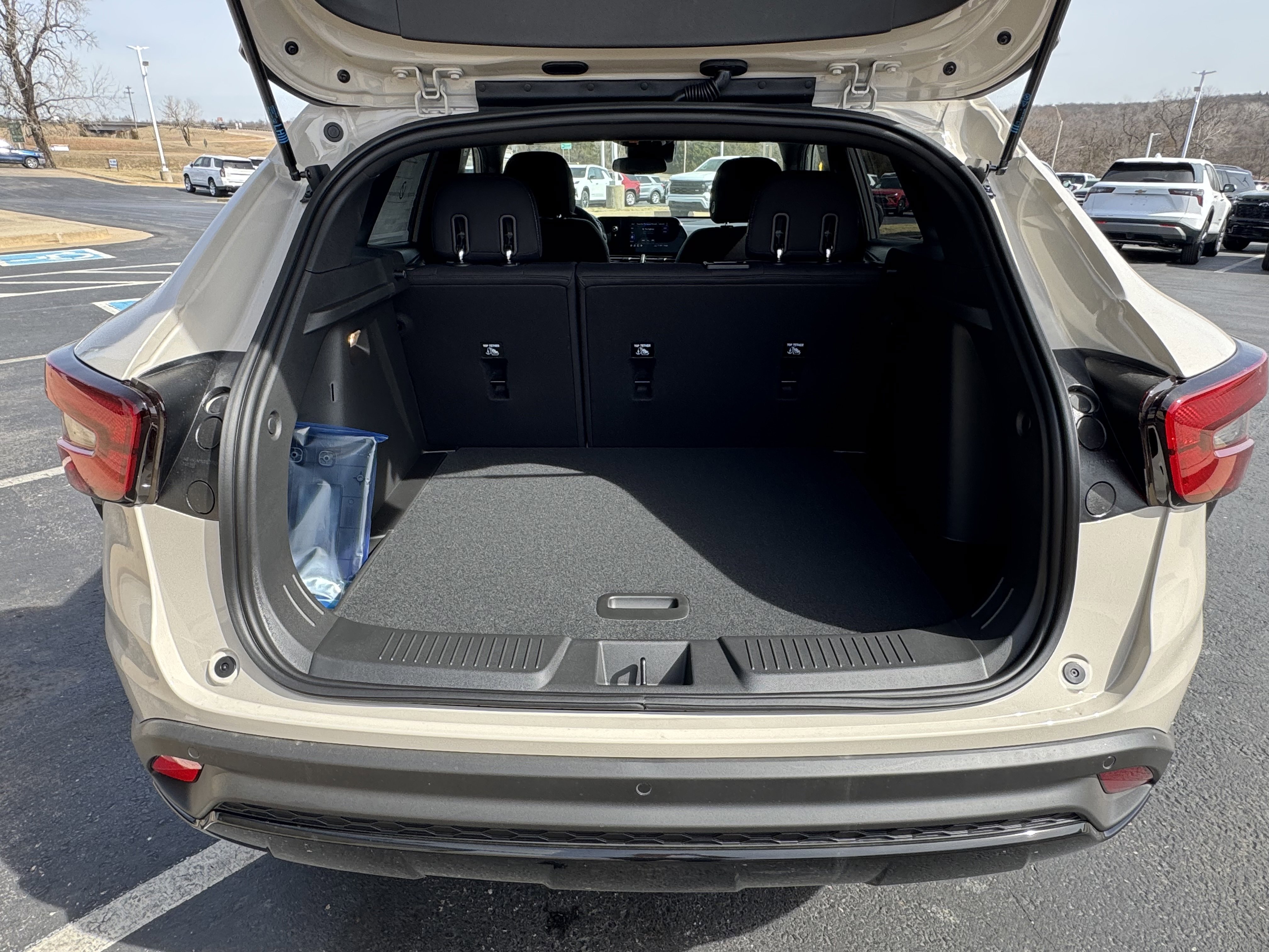 New 2026 Chevrolet Trax RS image 5