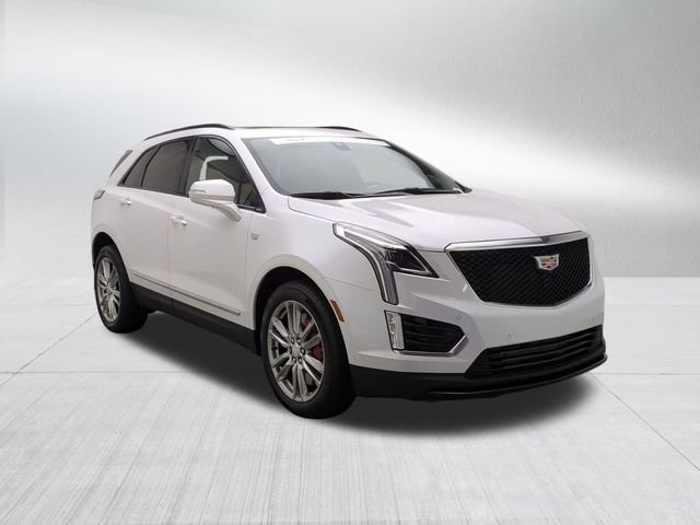 Used 2024 Cadillac XT5 Sportv w/ LPO, Floor Liner Package AWD/4WD image 3
