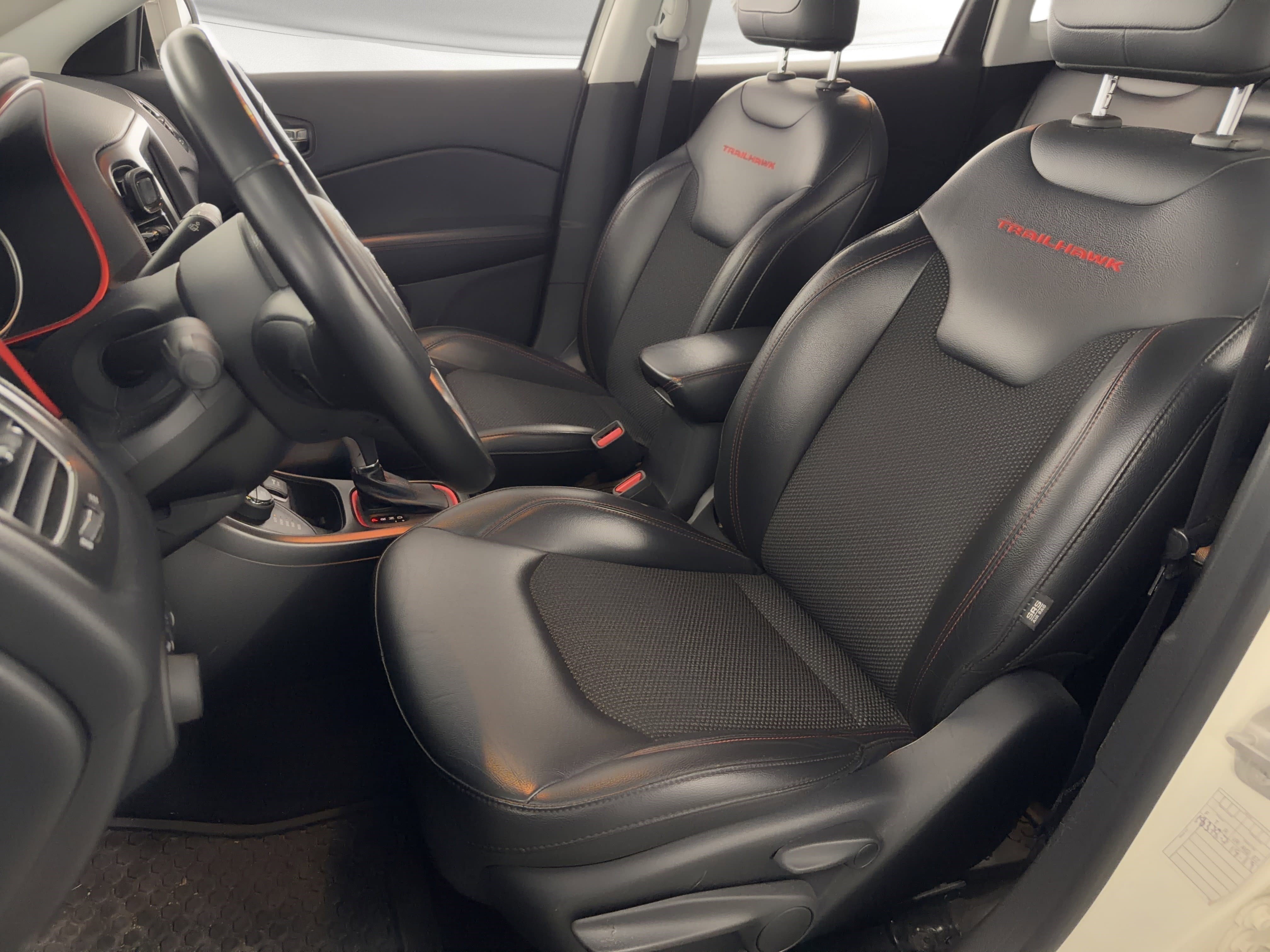 Used 2019 Jeep Compass Trailhawk AWD/4WD image 5