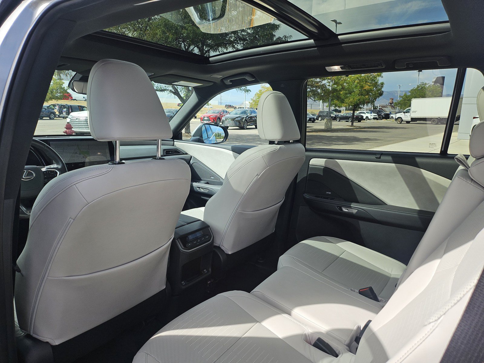 Used 2024 Lexus TX 350 AWD w/ Technology Package image 16