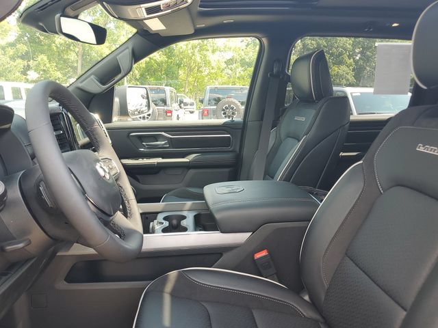 New 2026 RAM 1500 Laramie w/ Sport Appearance Package AWD/4WD image 17