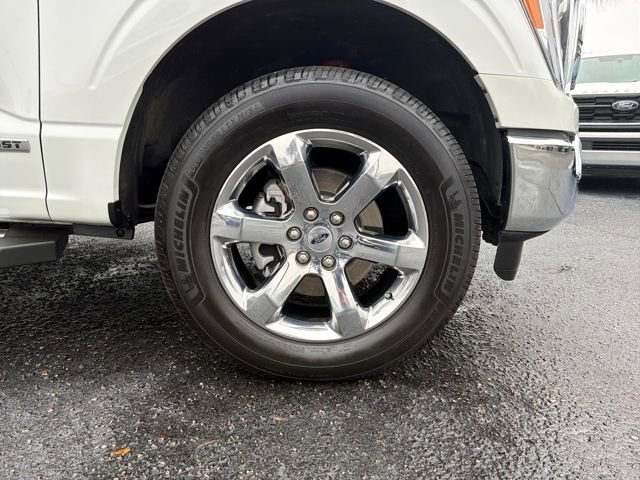 Used 2023 Ford F150 Lariat image 32