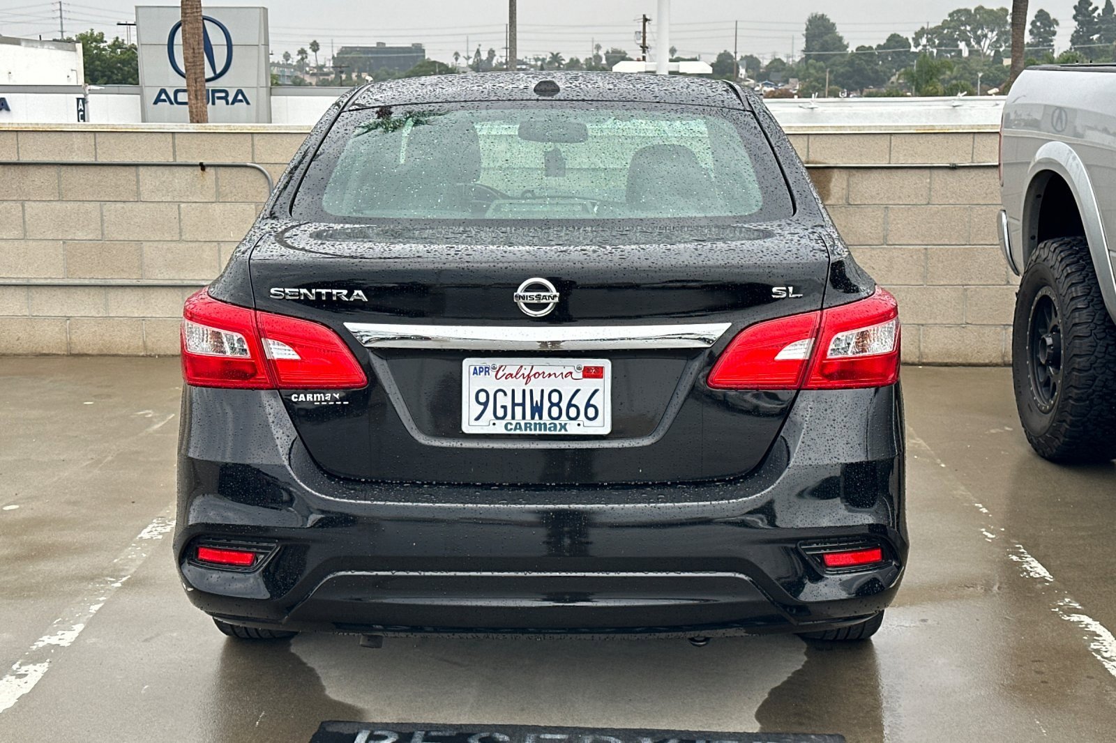 Used 2017 Nissan Sentra SL image 3