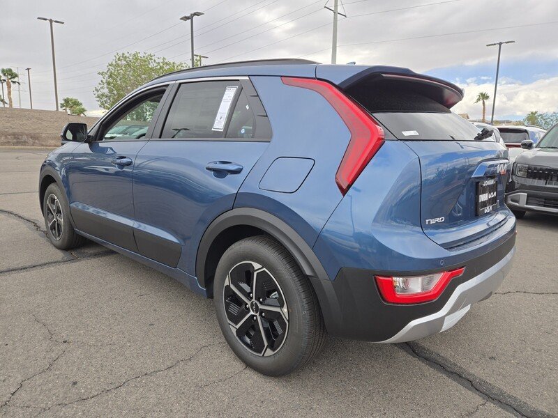 New 2026 Kia Niro EX FWD image 4