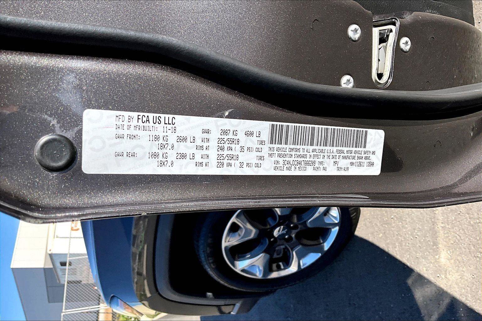 Used 2019 Jeep Compass Limited image 33