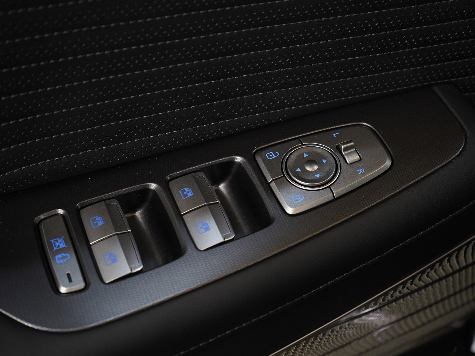 Used 2025 Hyundai Palisade Calligraphy image 26