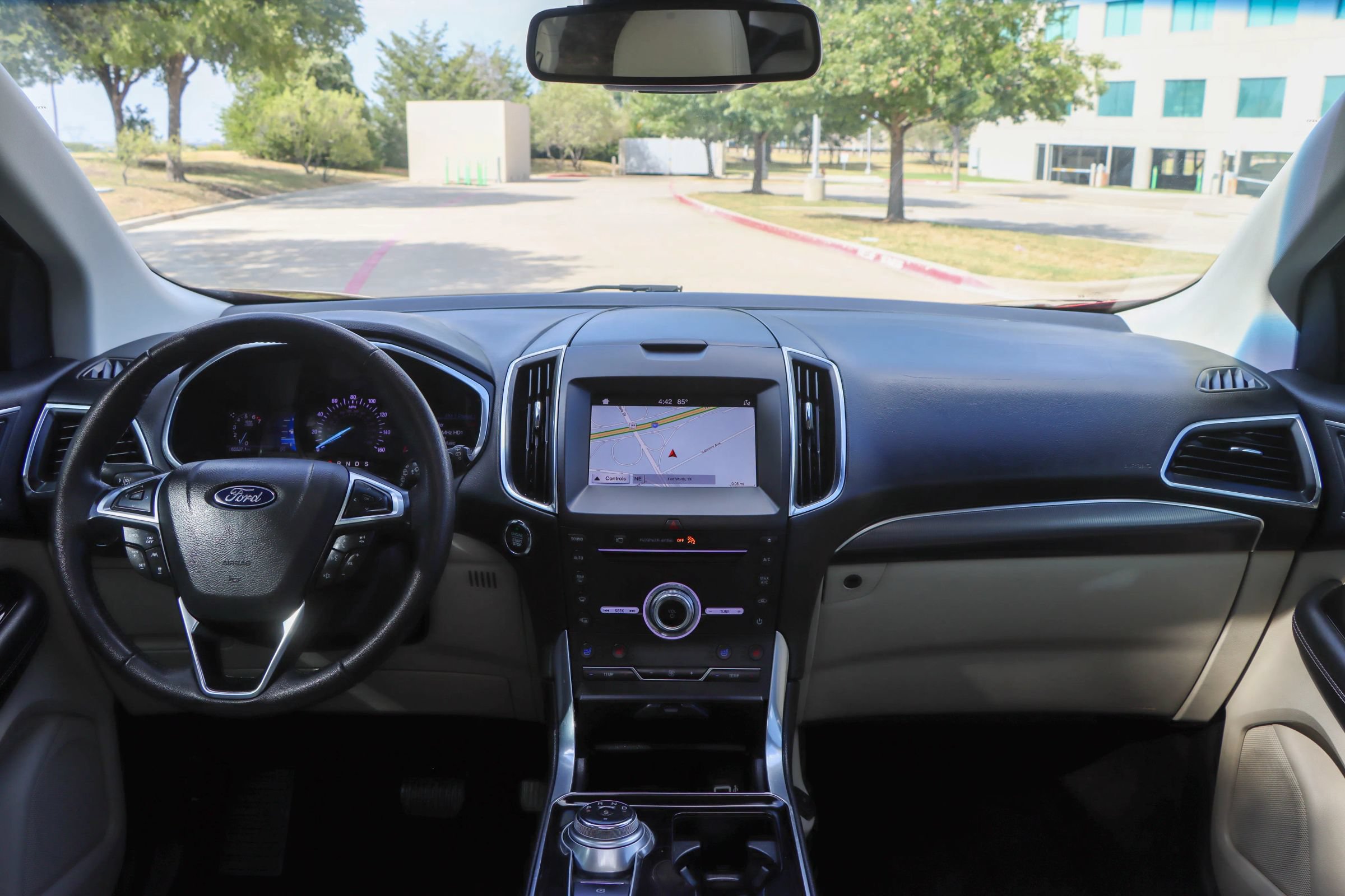 Used 2019 Ford Edge Titanium w/ Equipment Group 301A FWD image 26