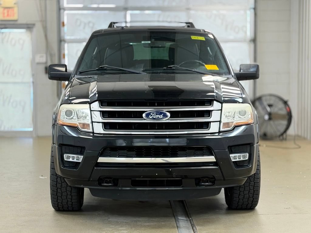 Used 2015 Ford Expedition EL Limited w/ Equipment Group 301A AWD/4WD image 2