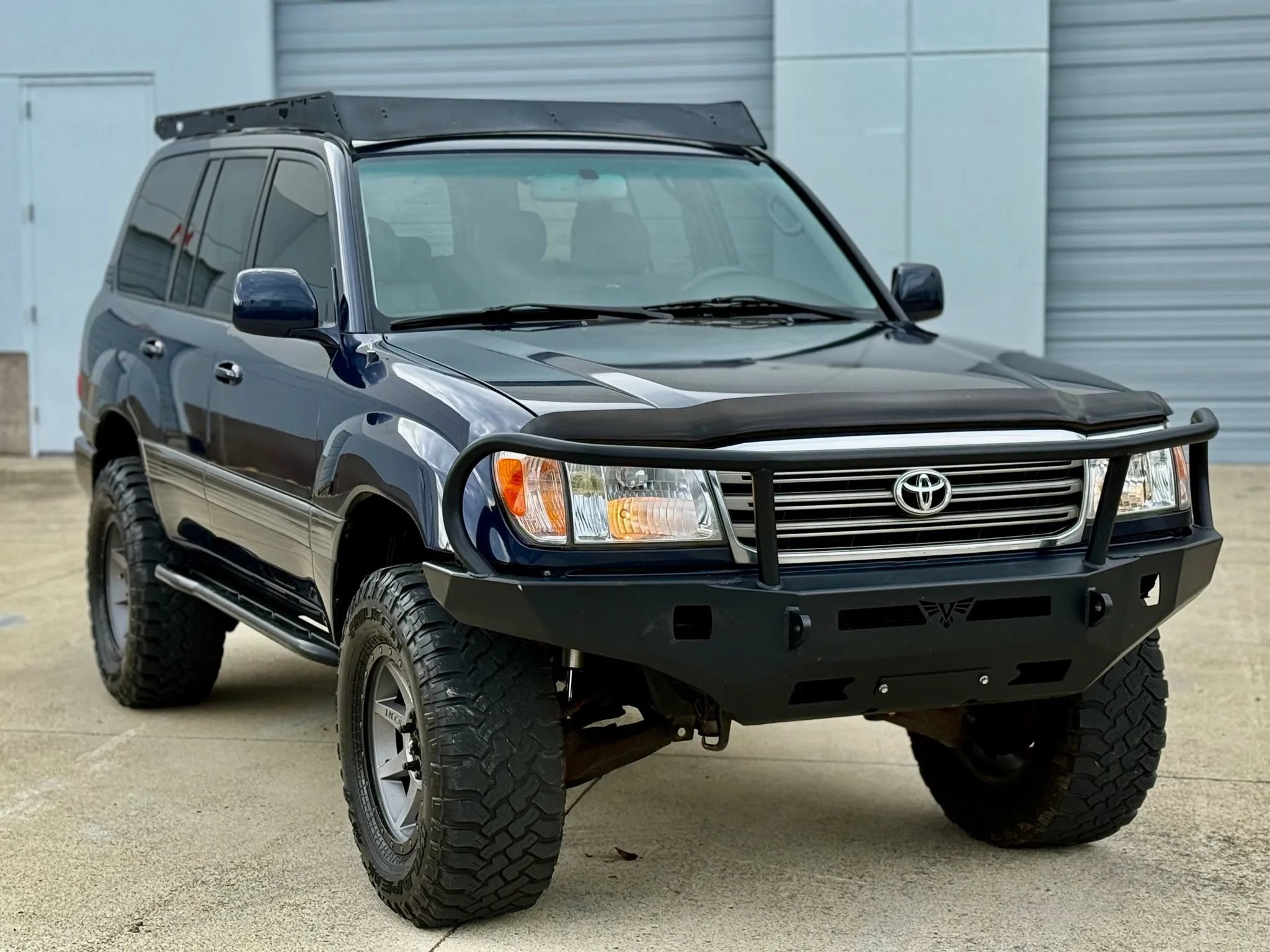 Used 2005 Toyota Land Cruiser w/ Convenience Pkg AWD/4WD image 9