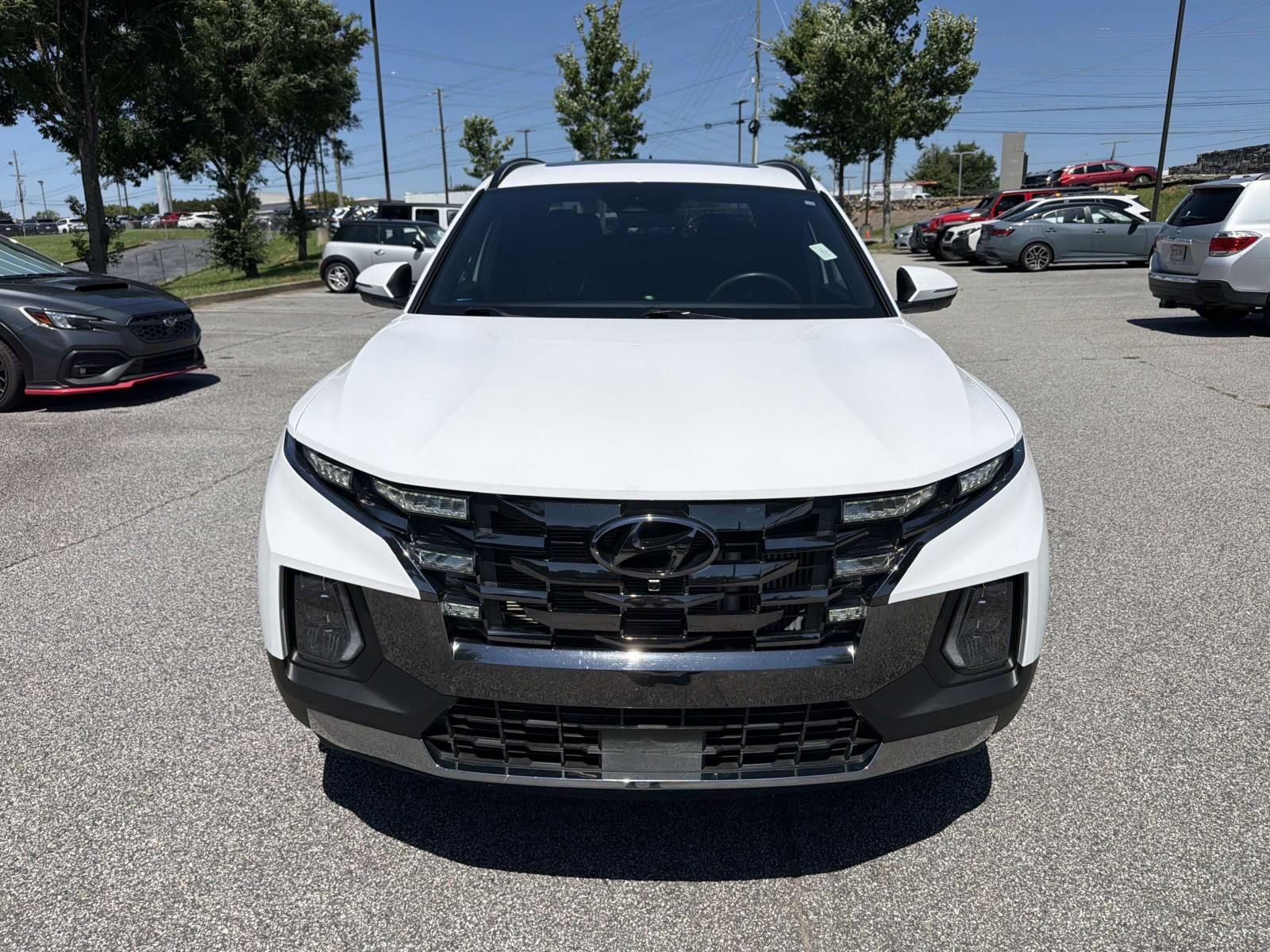 Used 2024 Hyundai Santa Cruz Limited AWD/4WD image 2
