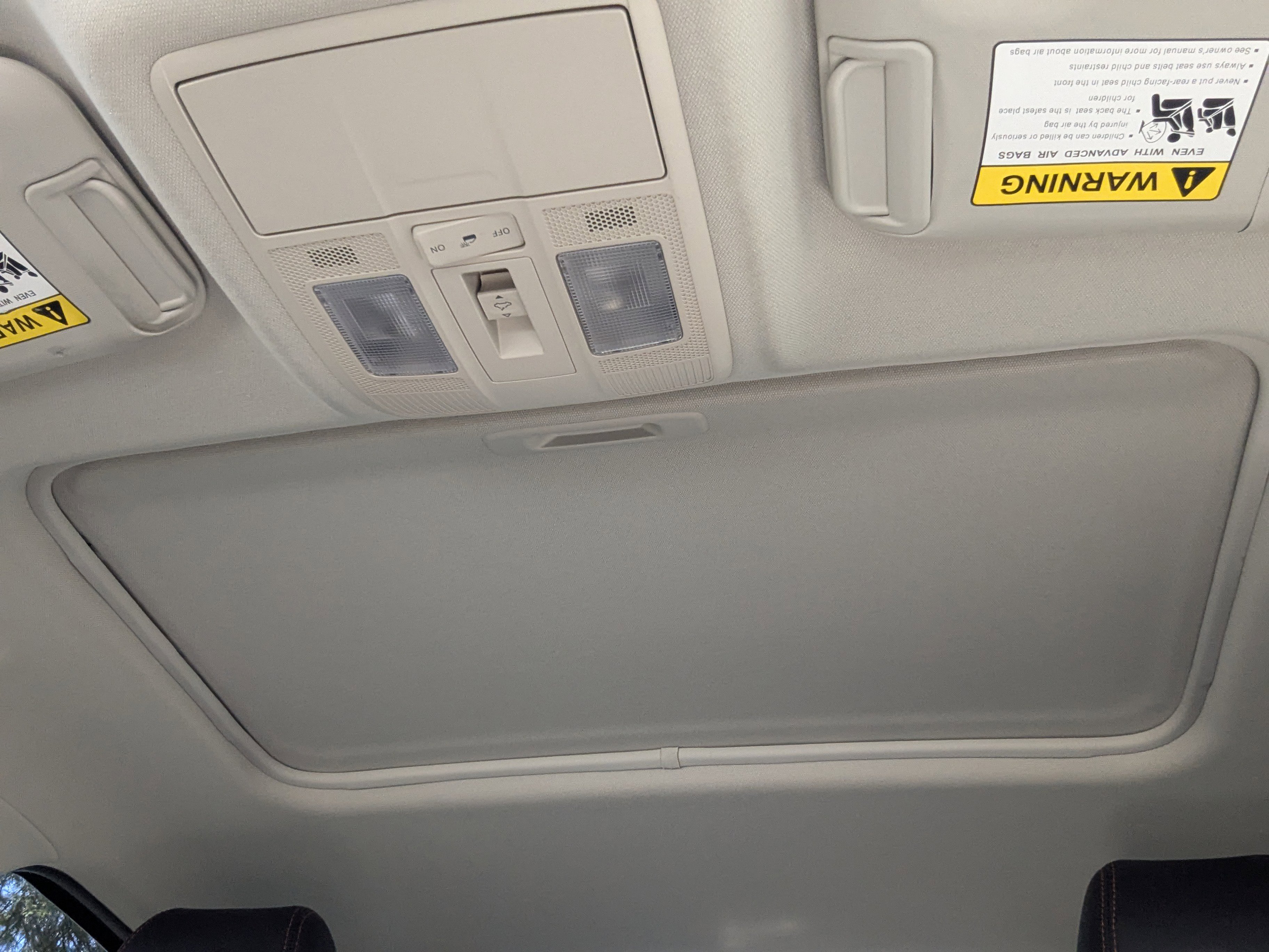 Used 2016 MAZDA MAZDA3 i Grand Touring image 11