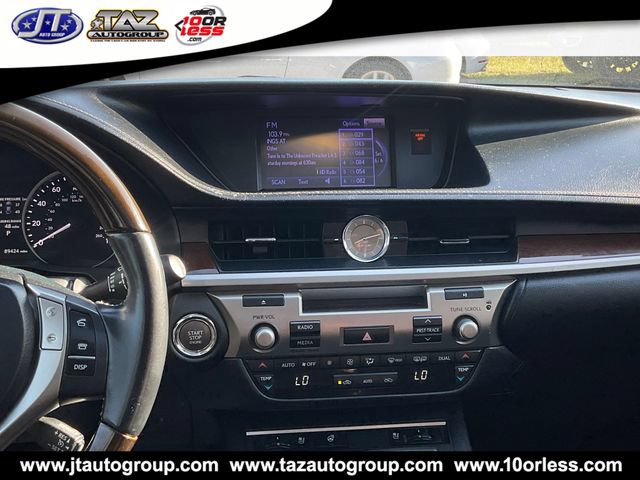 Used 2014 Lexus ES 350 w/ Premium Package FWD image 16