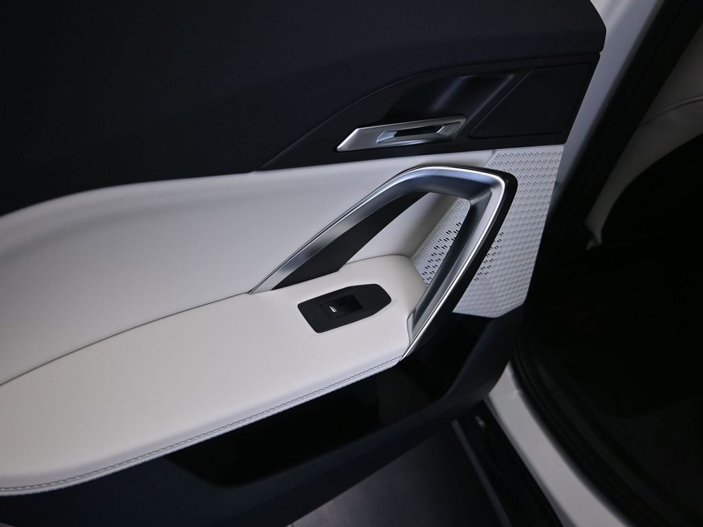 New 2026 BMW X1 xDrive28i w/ Convenience Package image 15