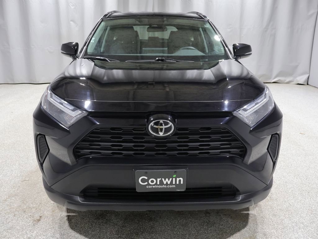 Used 2025 Toyota RAV4 XLE image 7