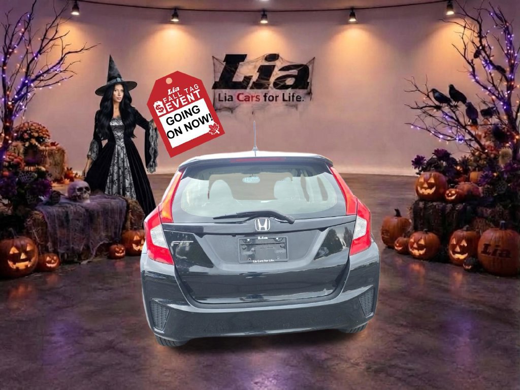 Used 2017 Honda Fit LX image 6