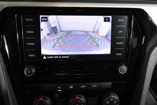 Certified 2021 Volkswagen Passat 2.0T S image 4